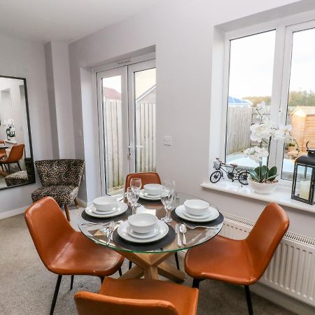 10 Belfrey Close Milford Haven Luaran gambar