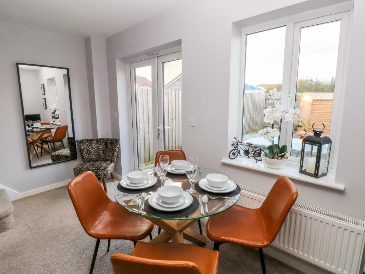 10 Belfrey Close Milford Haven Luaran gambar