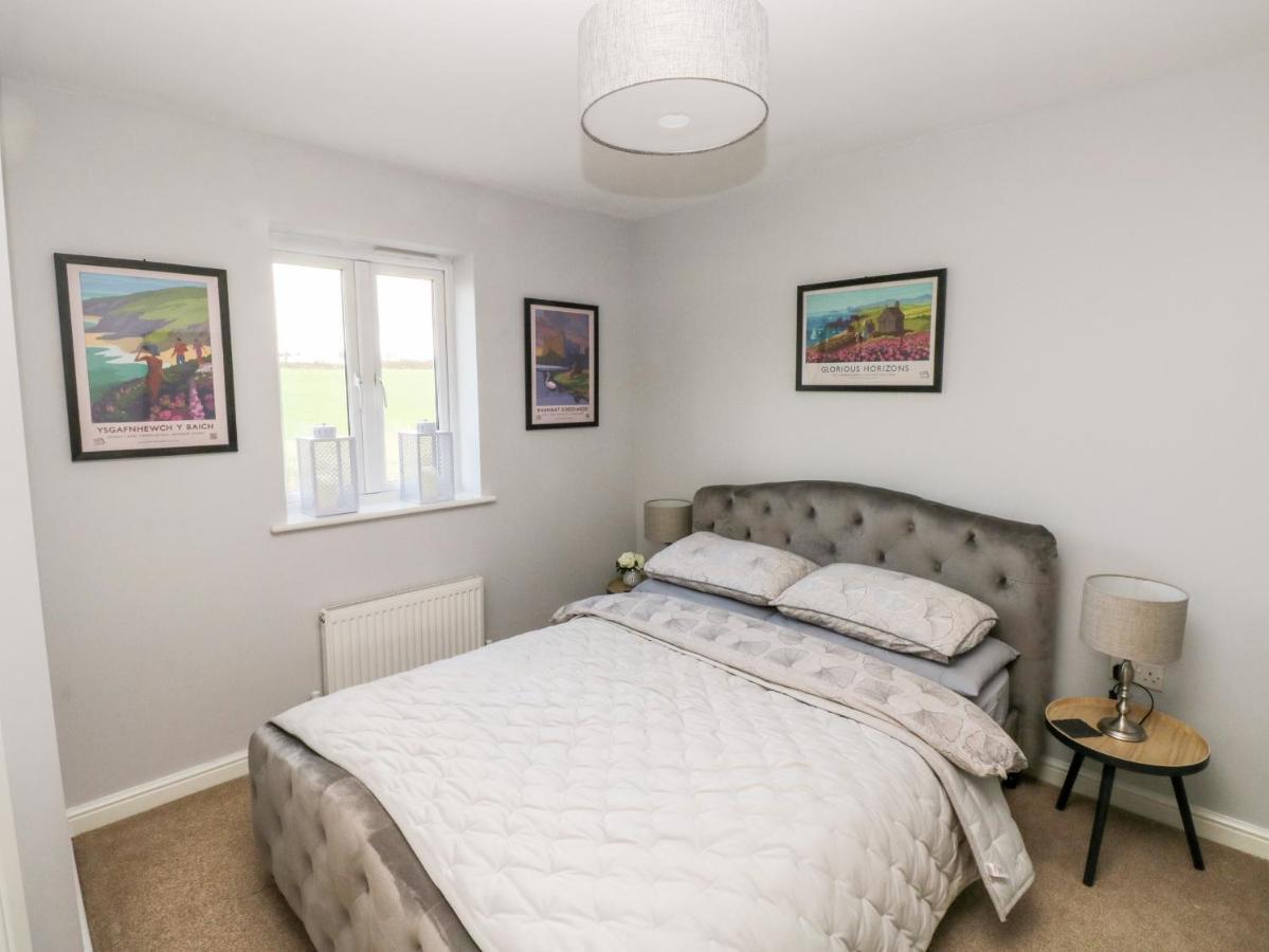 10 Belfrey Close Milford Haven Luaran gambar